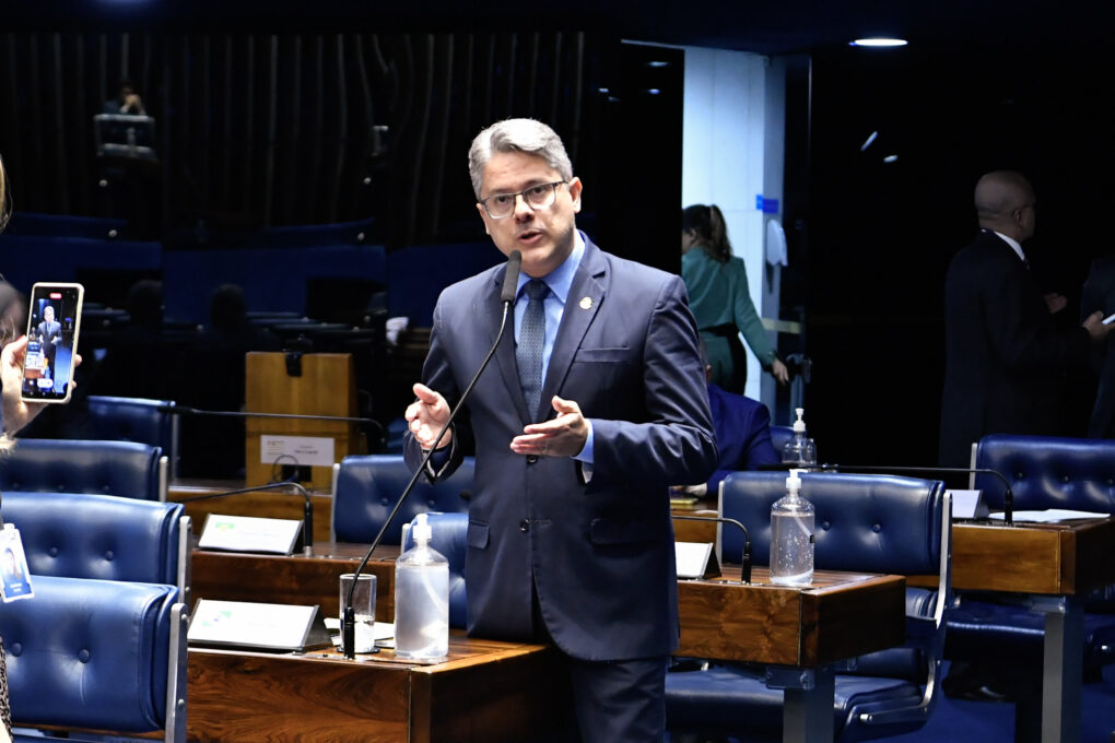 Senador Alessandro Vieira